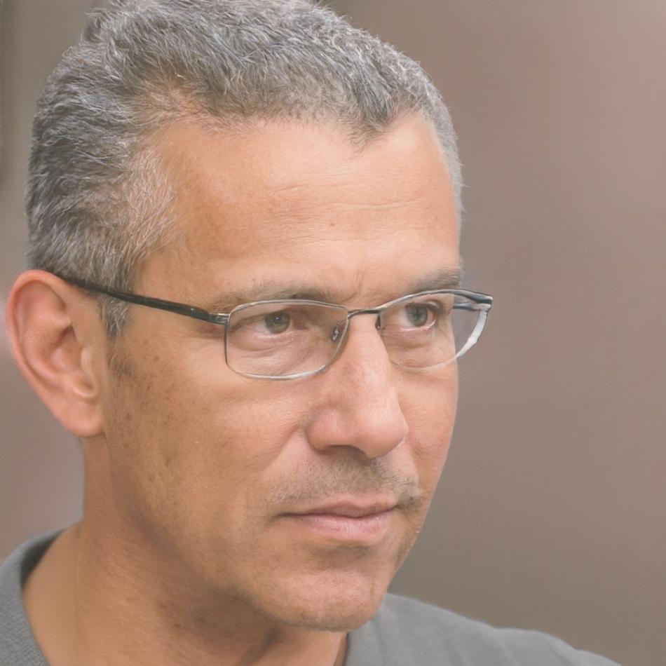Portrait de Dr. Ahmed Khalil